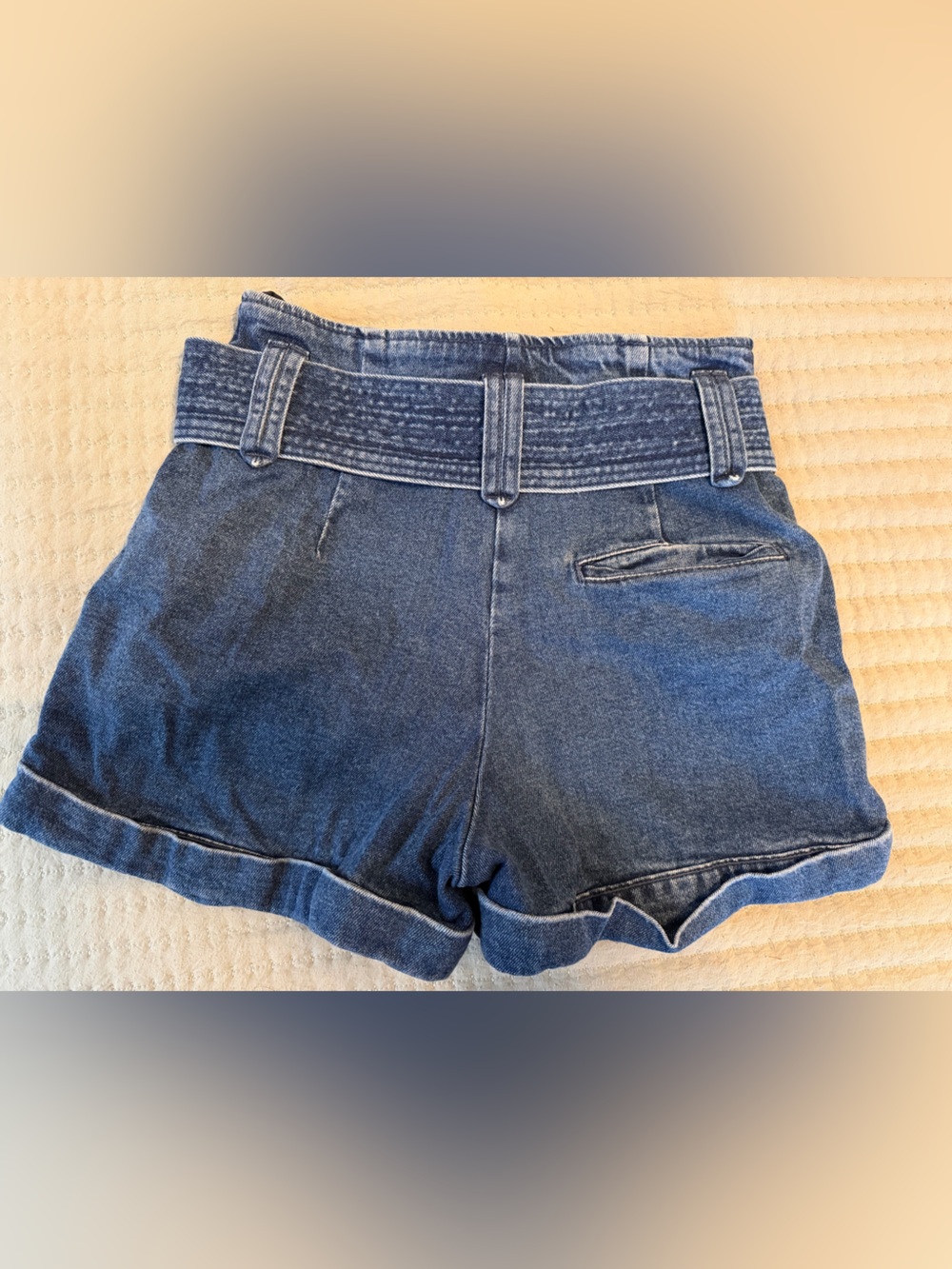 Sezane Rome Shorts - Picture 3 of 3